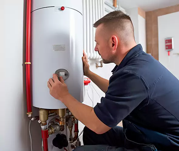 Expert Plumber for Gas Water Heater Replacement in Kendall West, FL: Schedule Affordable Replacement Services with Us