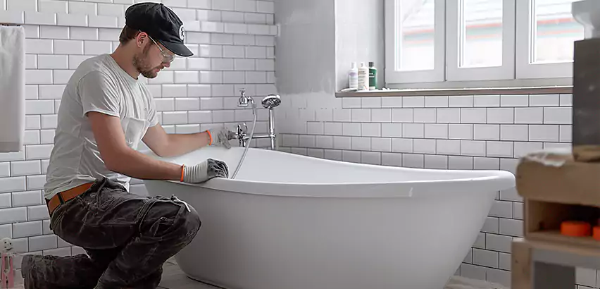 Bathtub Faucet Replacement in Kendall West