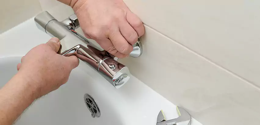 Faucet Installation in Kendall West