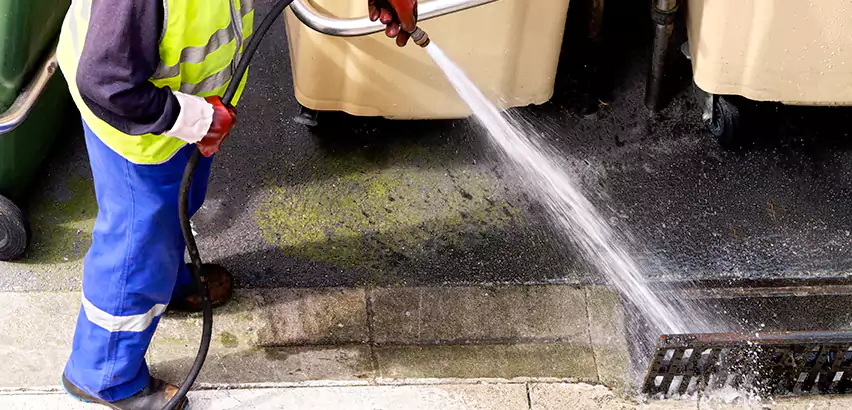 Storm Drain Jetting in Kendall West