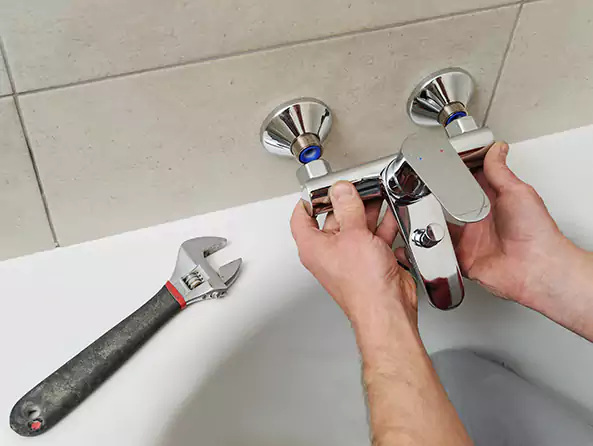 Why Choose West Kendall Plumbers for Bathtub Faucet Replacement in Kendall West, FL?